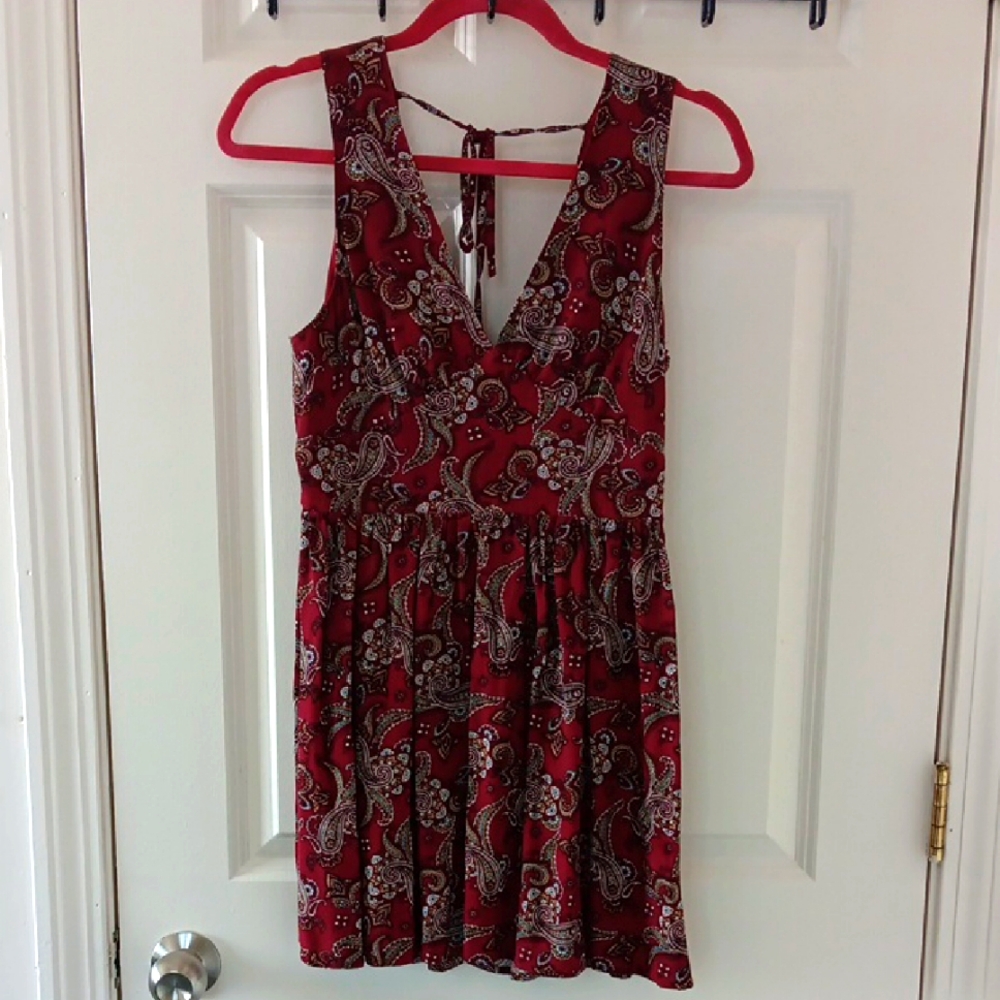 Forever 21 Exclusive Paisley Print Red Dress Small